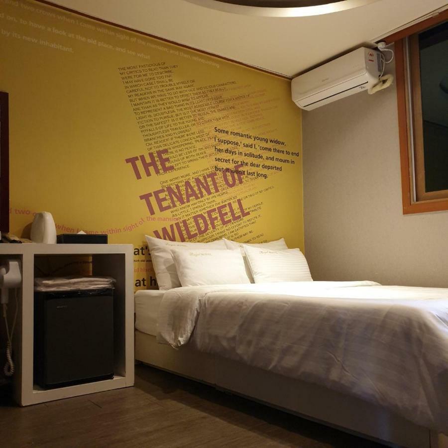 Pocheon Royal Hotell Exteriör bild