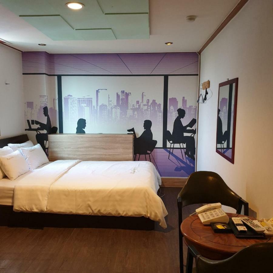 Pocheon Royal Hotell Exteriör bild